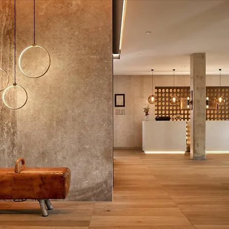 מלון La Caserne Chanzy & Spa, Autograph Collection 5*