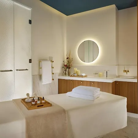 La Caserne Chanzy & Spa, Autograph Collection 5* ריימס