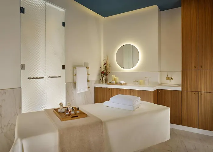 La Caserne Chanzy & Spa, Autograph Collection 5* Reims