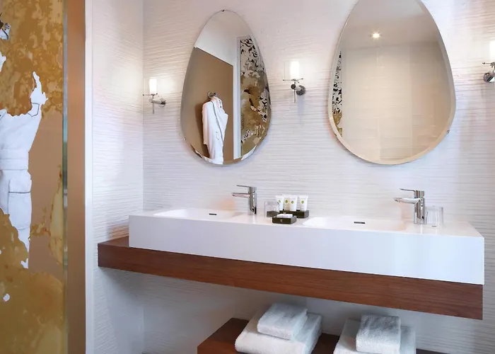 ホテル La Caserne Chanzy & Spa, Autograph Collection 5*